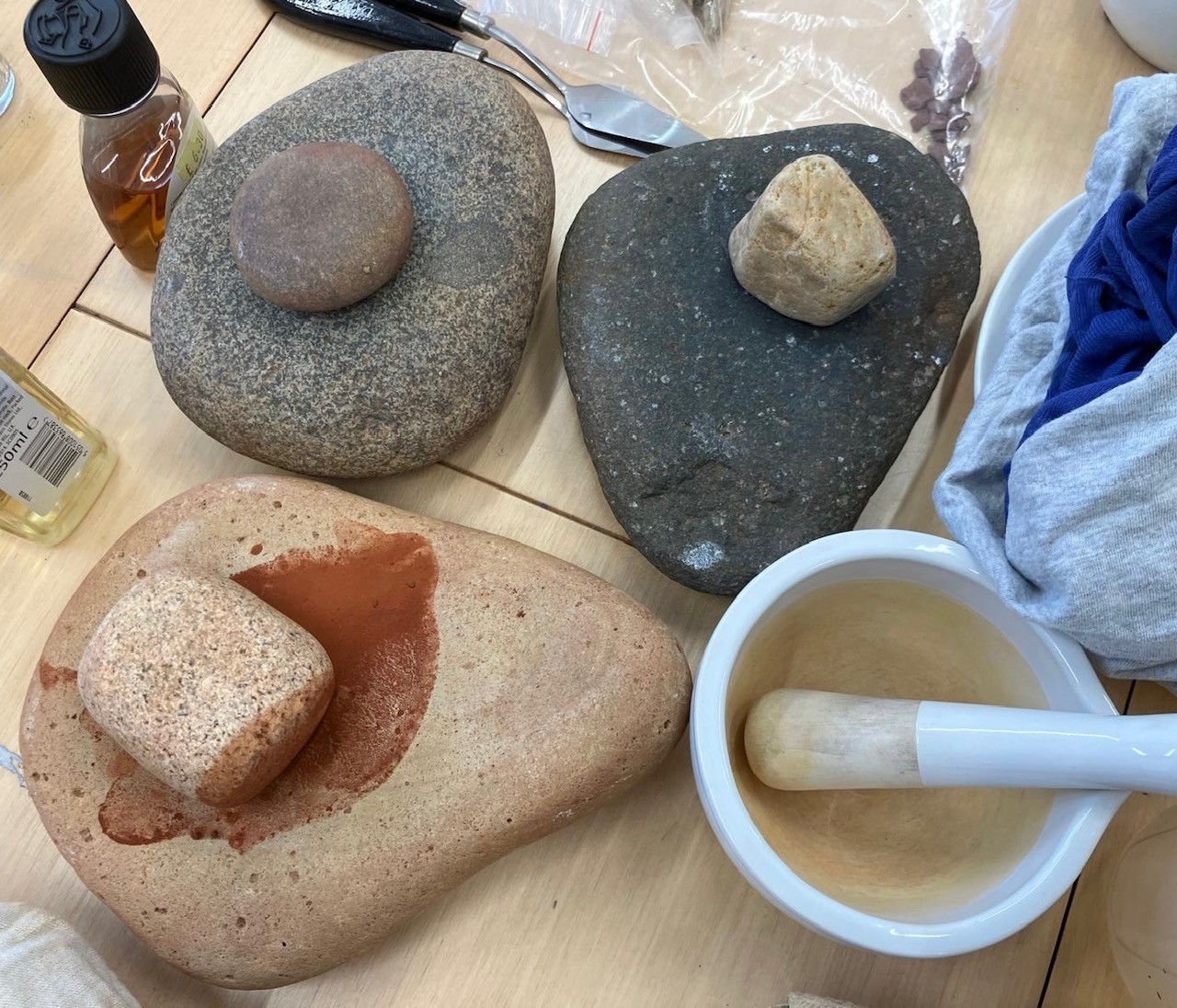 Hendry Moths colours images