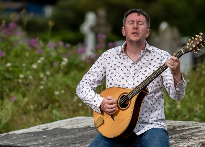 Daoir&iacute; Farrell at Birnam Arts